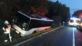 nehoda bus1 F CRVHRXsAAfGjD
